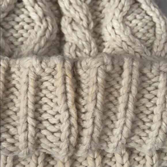 WINTER HAT - Picture 2 of 2